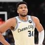 Giannis Antetokounmpo Bluntly Questions Bucks’ Spirit After Frustration Bubbles Over in Loss