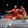 It's a magic of 0.2 seconds. Kim Won-ho and Seo Seung-jae won the World Badminton Federation (BWF) W..