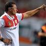 Former Real Madrid coach Vanderlei Luxemburgo confronts ball boy in Brazil