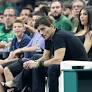 Giannakopoulos confronts PAO players with emotional speech after loss to Olympiacos