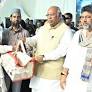 “Modi Damaging the Country’s Reputation,” Alleges AICC President Mallikarjun Kharge