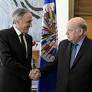 “Secretary General of the Ministry of Foreign Affairs, Ambassador A. Mitsialis, meets with the Secretary General of the Organization of American States, J. M. Insulza”.