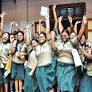 Indranil Sen sings with students in Hooghly