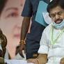 Palaniswami cracks whip, expels Panneerselvam's sons from AIADMK | Hindustan Times