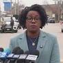Rep. Lauren Underwood visits Broadview ICE facility: 'Unacceptable'