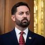 House approves bill intensifying sanctions on Iranian oil