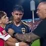 Madness for the number 9: Unión fan invades the pitch to hug Adam Bareiro