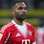 A bizarre scene at FC Bayern’s away match: Jonathan Tah suffers a curious mishap against Bayer 04 Leverkusen