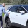 Bleus - Lucas Hernandez bloqué dans la voiture !