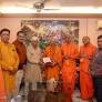 VHP President met ISKCON chief : Demands Bangladesh to compensate