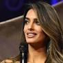 Major Photoshop Blunder After Vogue Almost “Facetunes” Amal Clooney Beyond Recognition