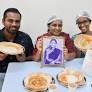 Couple serves delicious appam from SS17 house