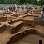 Love for Tamil attracts thousands of tourists to Keezhadi excavation site