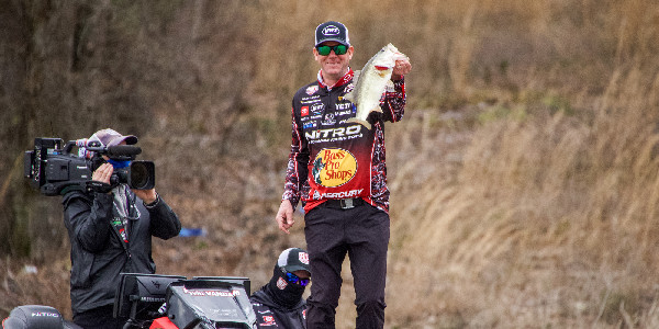 KEVIN VANDAM: REDCREST Review - Major League Fishing