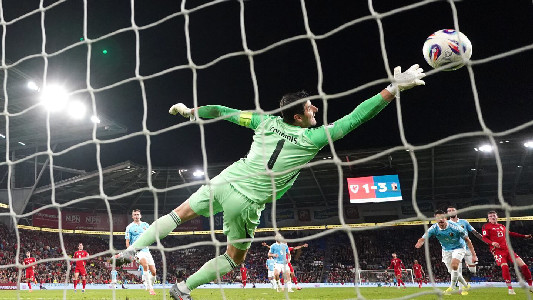 Thibaut Courtois slams Spanish league president over Miami game ...